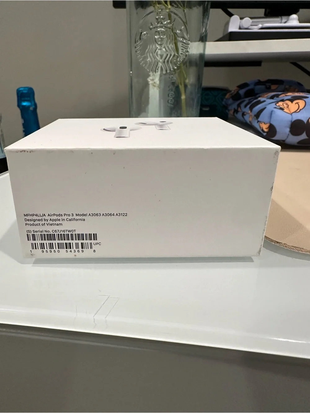 Apple AirPods Pro 3 Box - White with Green Accent